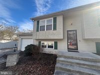 10 Starboard Court, Taneytown, MD 21787