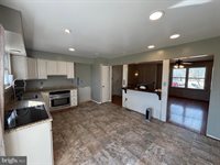 10 Starboard Court, Taneytown, MD 21787