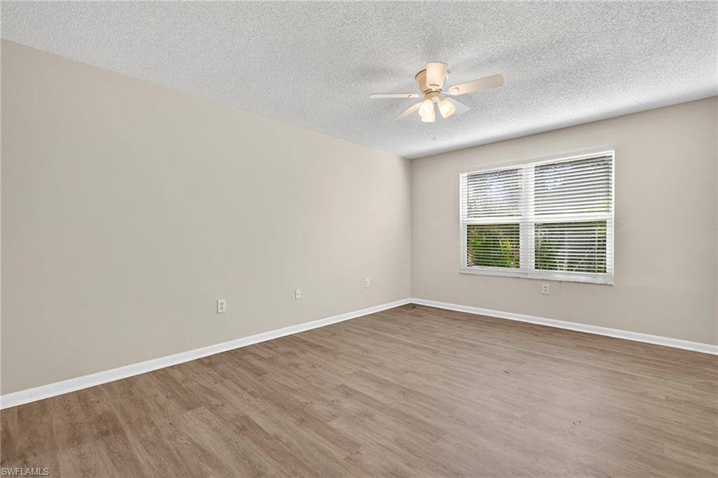 11653 Pointe Circle Dr, Fort Myers, FL 33908