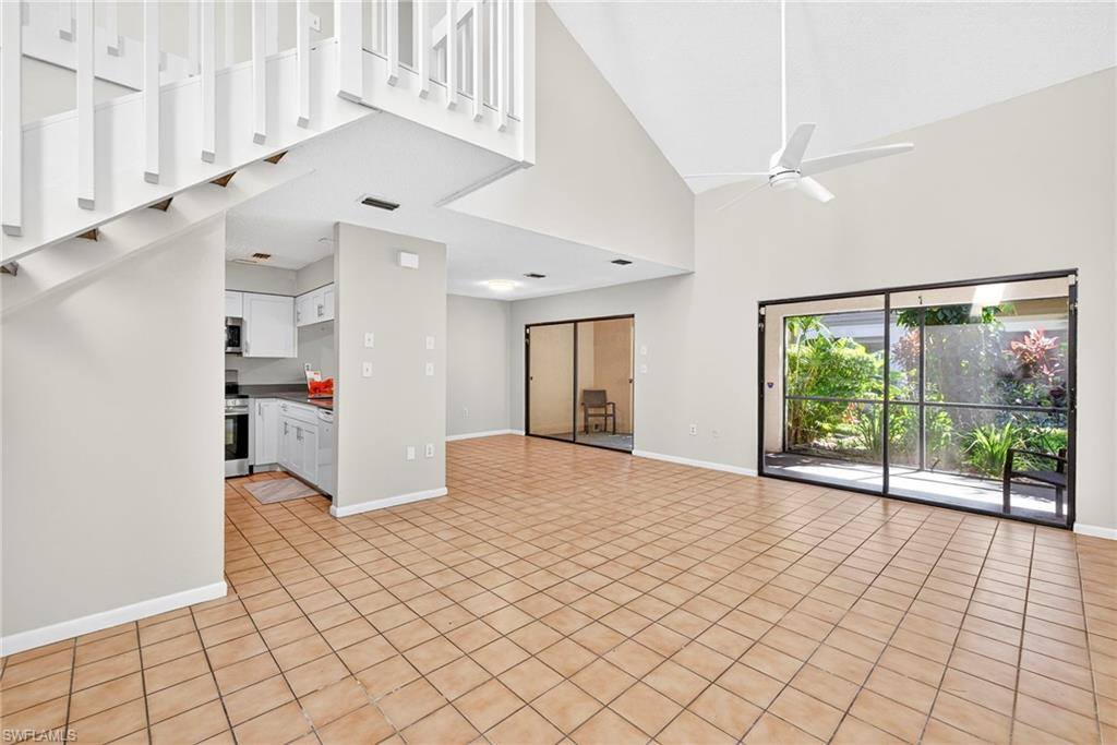 11653 Pointe Circle Dr, Fort Myers, FL 33908