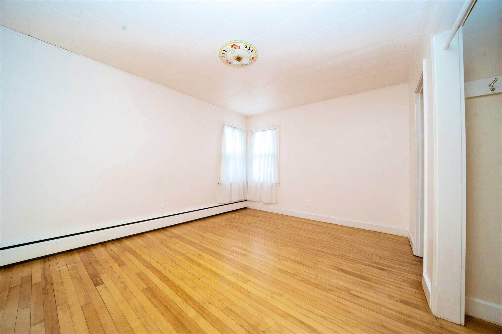 13 Westbrook Terrace, Hampden, ME 04444