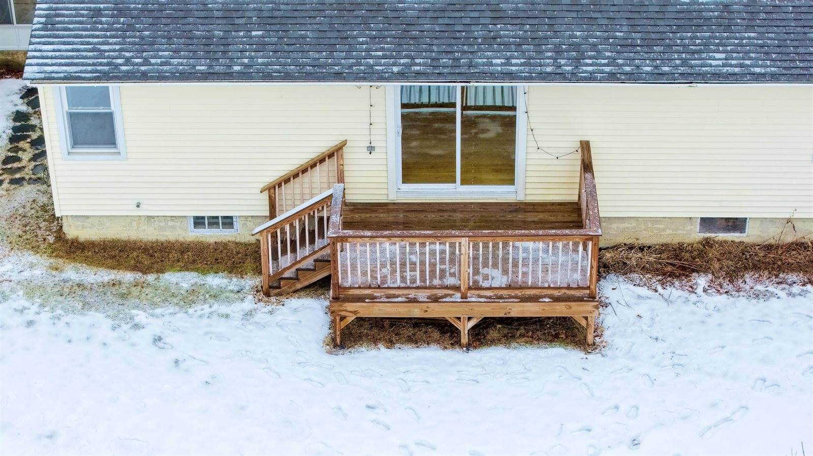 13 Westbrook Terrace, Hampden, ME 04444