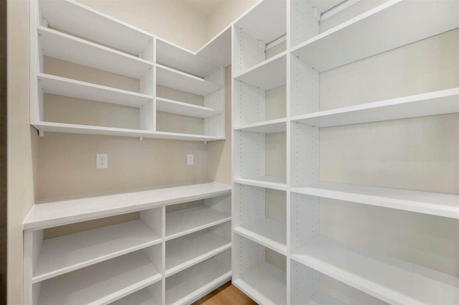 315 Aldon Circle, Green Bay, WI 54304