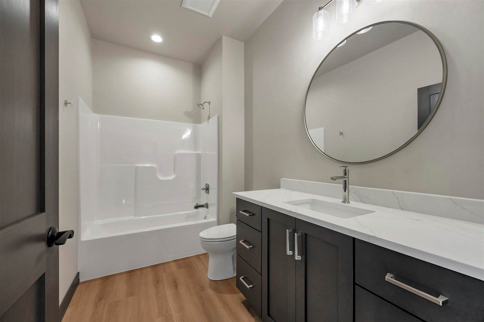 315 Aldon Circle, Green Bay, WI 54304