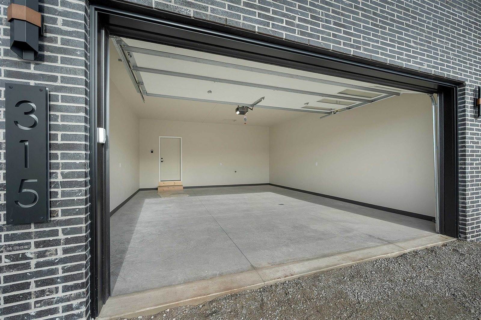 315 Aldon Circle, Green Bay, WI 54304