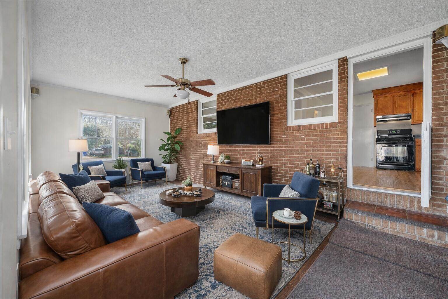 2213 Pinehurst Avenue, Charleston, SC 29414