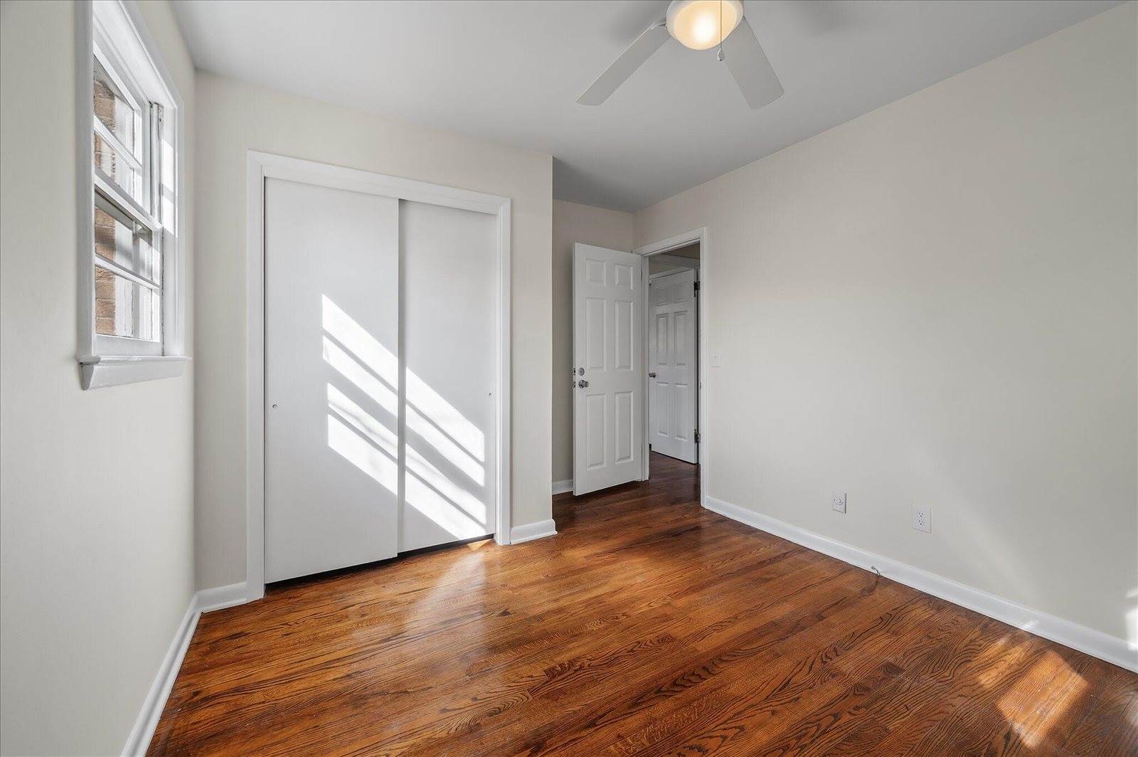 2213 Pinehurst Avenue, Charleston, SC 29414