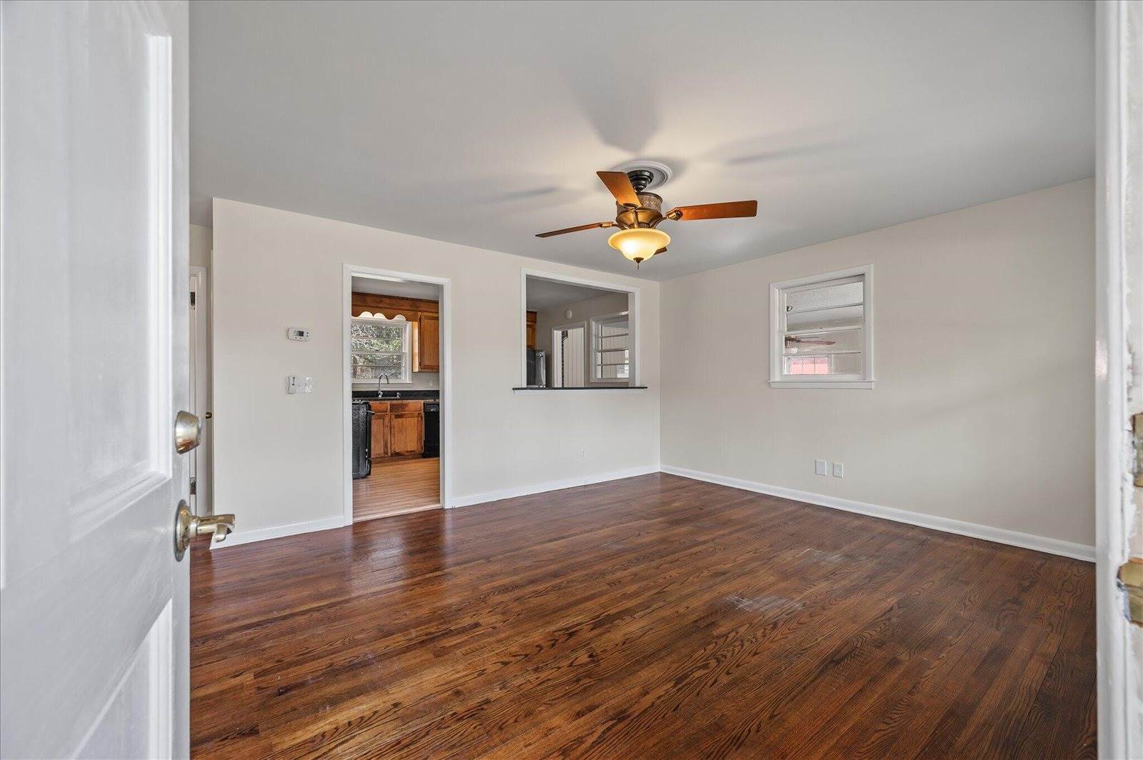 2213 Pinehurst Avenue, Charleston, SC 29414