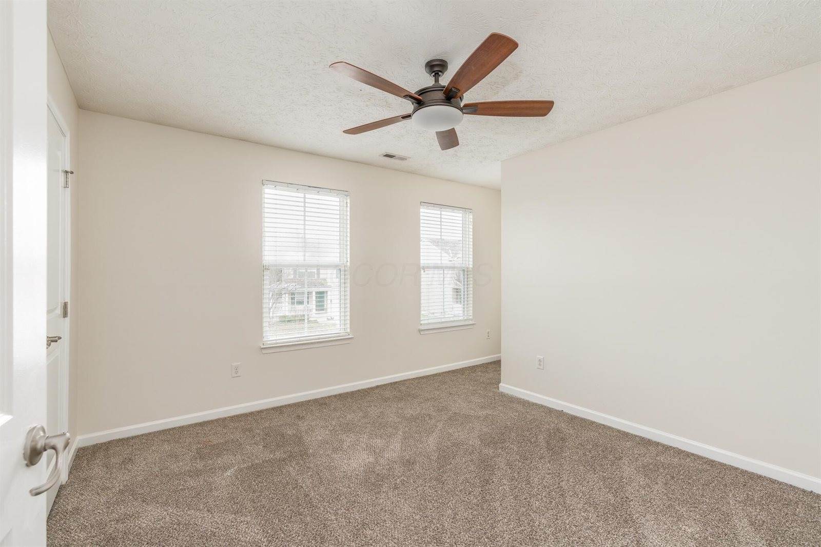 5538 Lehman Meadows Drive, Canal Winchester, OH 43110