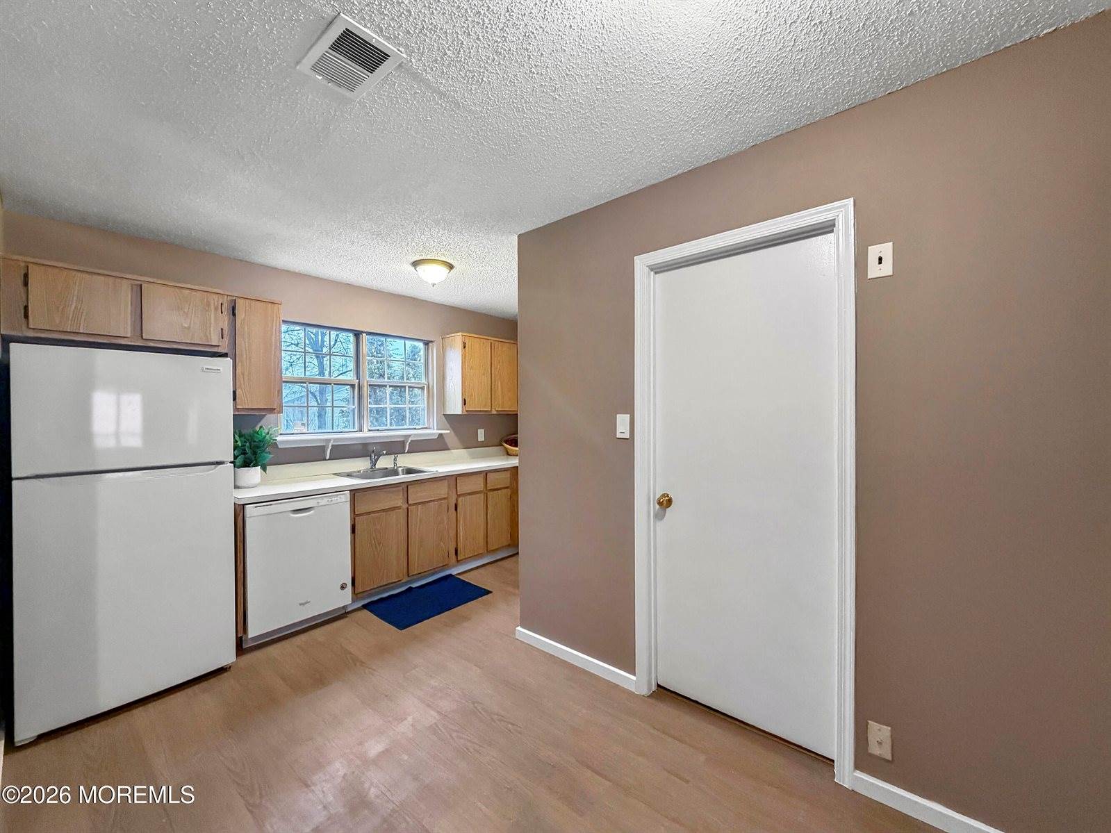 47 Carnaby Close, Freehold, NJ 07728