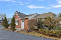 47 Carnaby Close, Freehold, NJ 07728