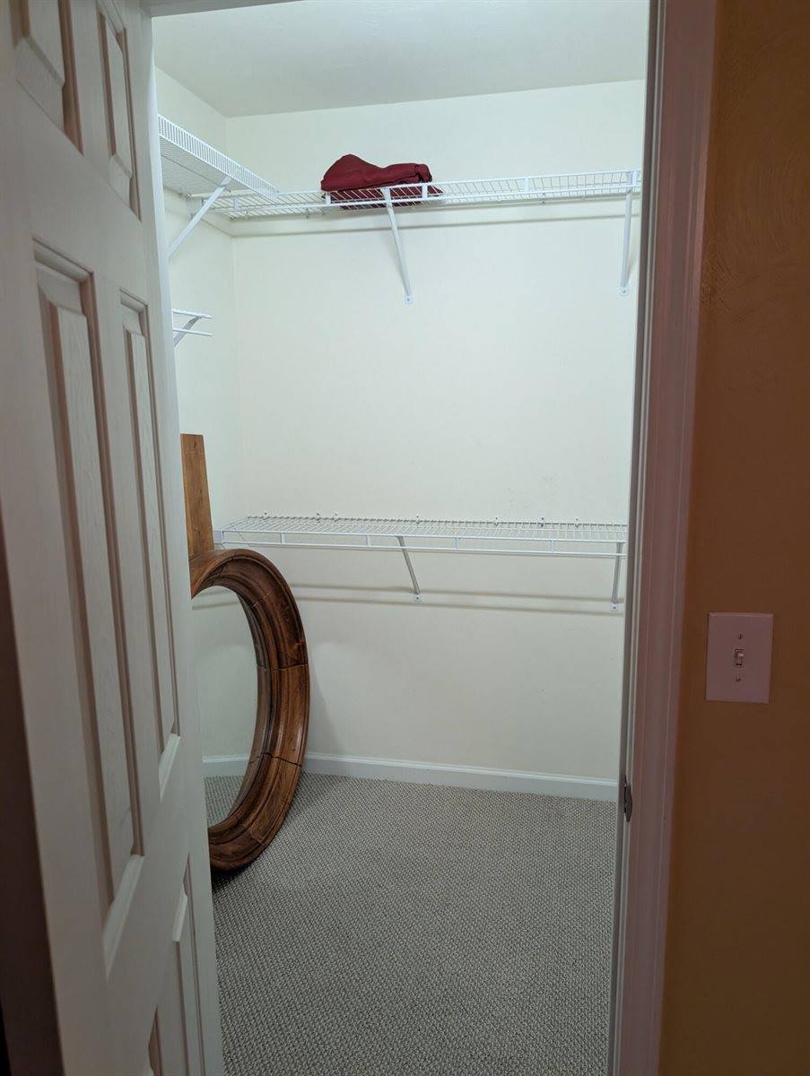 1126 Gearhart Rd SE, Roanoke, VA 24014