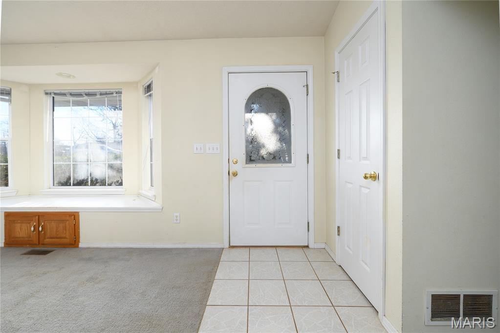 16855 Lensman Road, Saint Robert, MO 65584