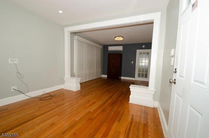 78 Genessee Ave, #1, Paterson City, NJ 07503