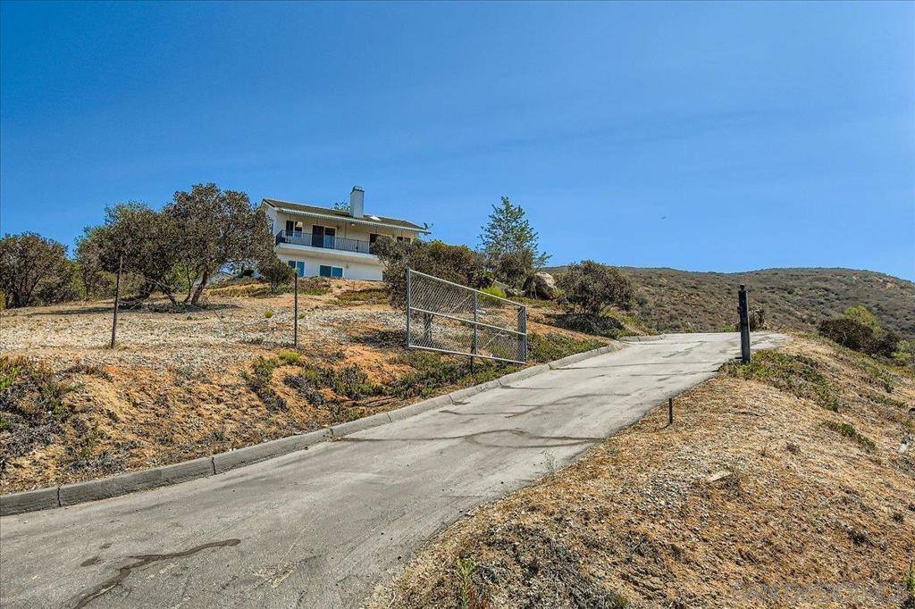 13622 Coyote Vista Way, Jamul, CA 91935