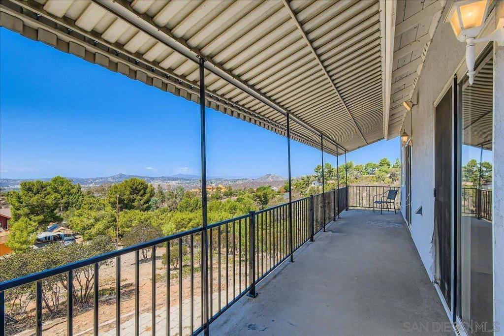 13622 Coyote Vista Way, Jamul, CA 91935