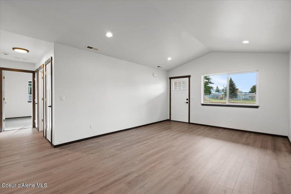 2815 North Carriage Ct, Coeur d'Alene, ID 83815