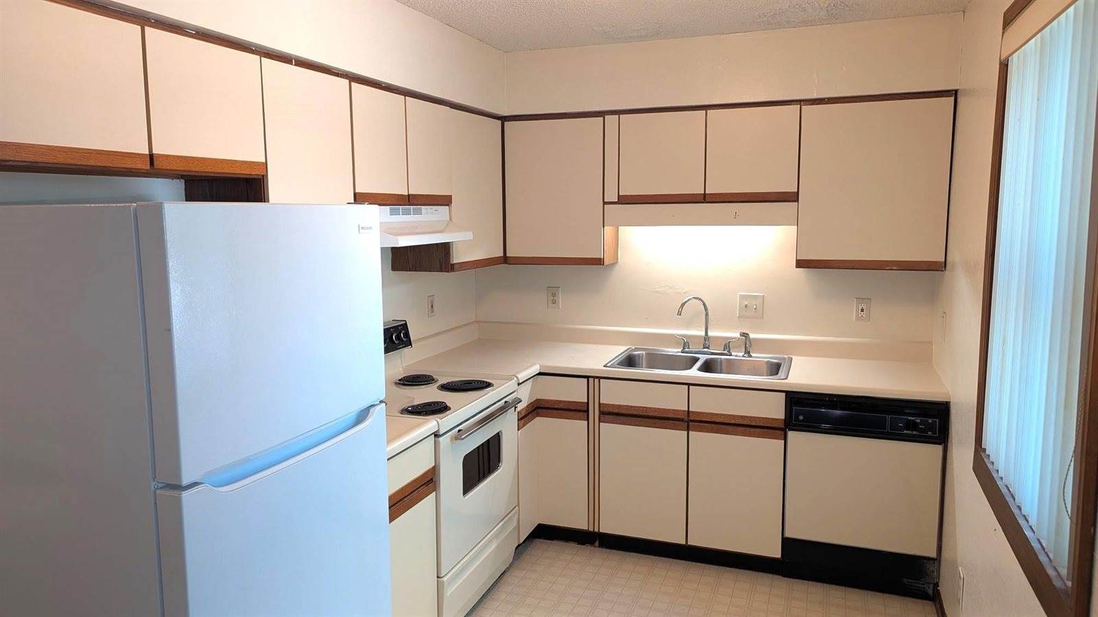 411 Edwin Street, Midland, MI 48642