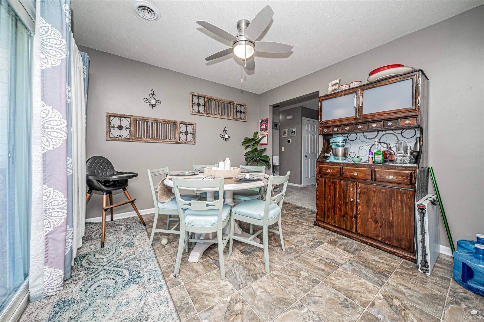 602 Knollwood Street, Wakefield, KS 67487