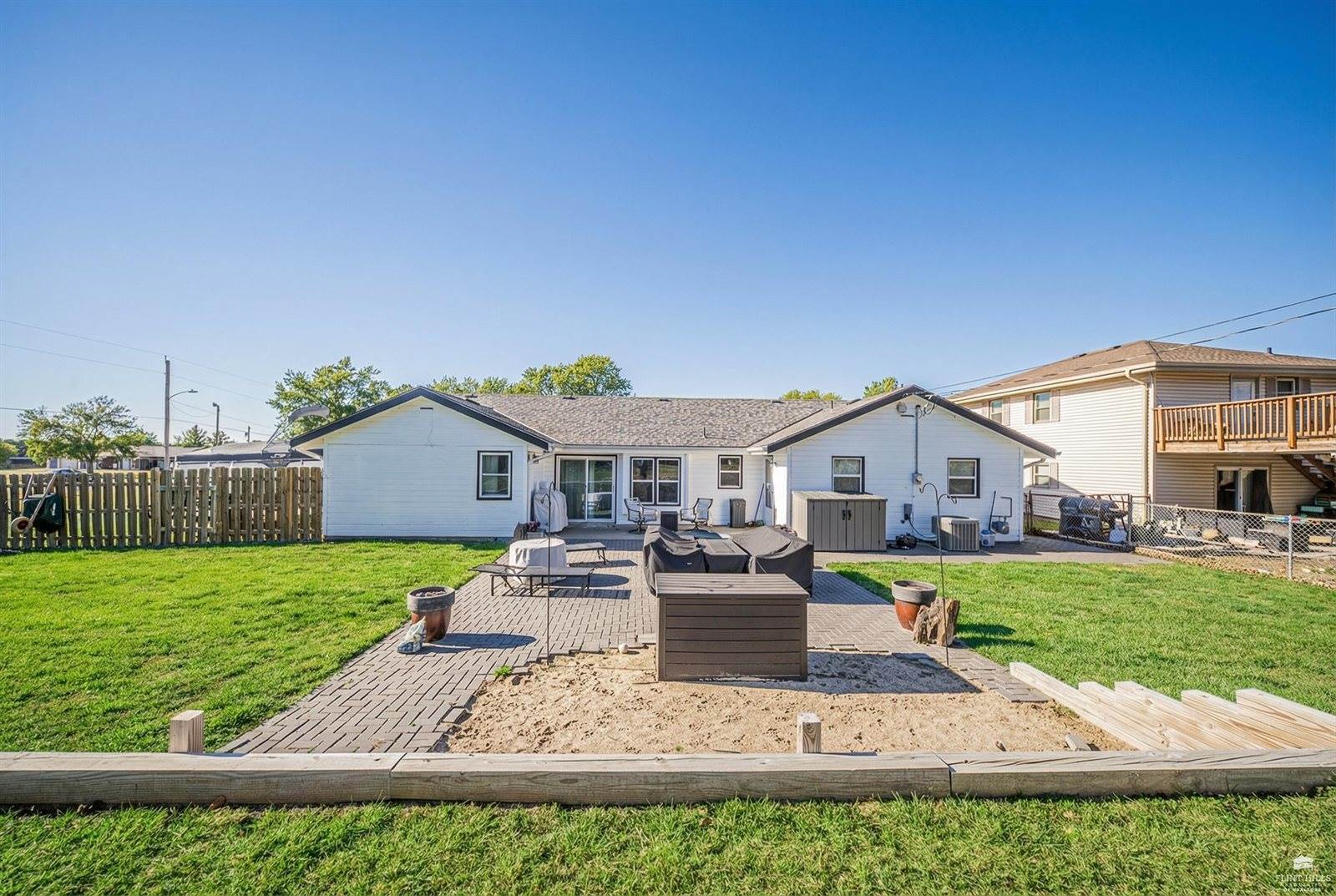 602 Knollwood Street, Wakefield, KS 67487