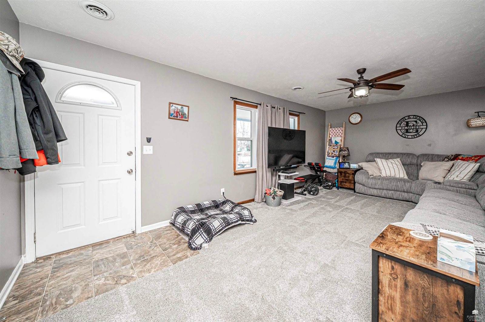 602 Knollwood Street, Wakefield, KS 67487