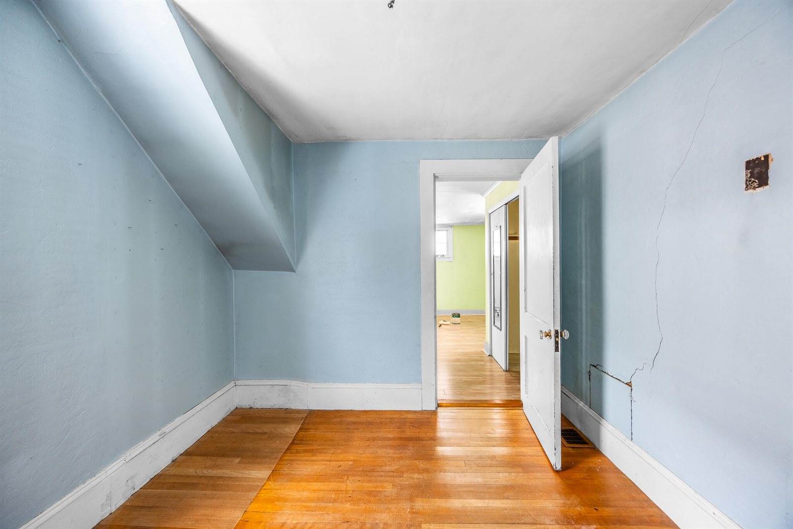 211 Maple Street, Bangor, ME 04401