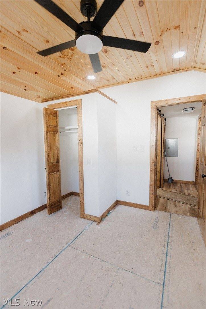 245 South Street, Quaker City, OH 43773