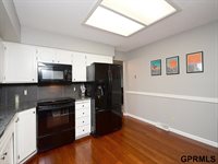 21319 Fieldcrest Drive, Elkhorn, NE 68022