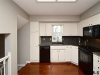 21319 Fieldcrest Drive, Elkhorn, NE 68022