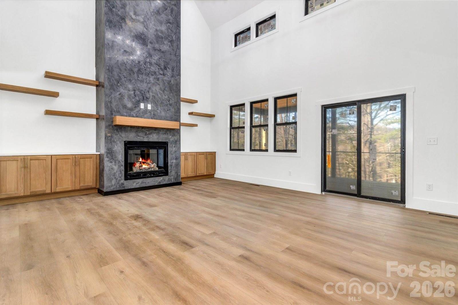 81 Goldenwood Lane, Mills River, NC 28759