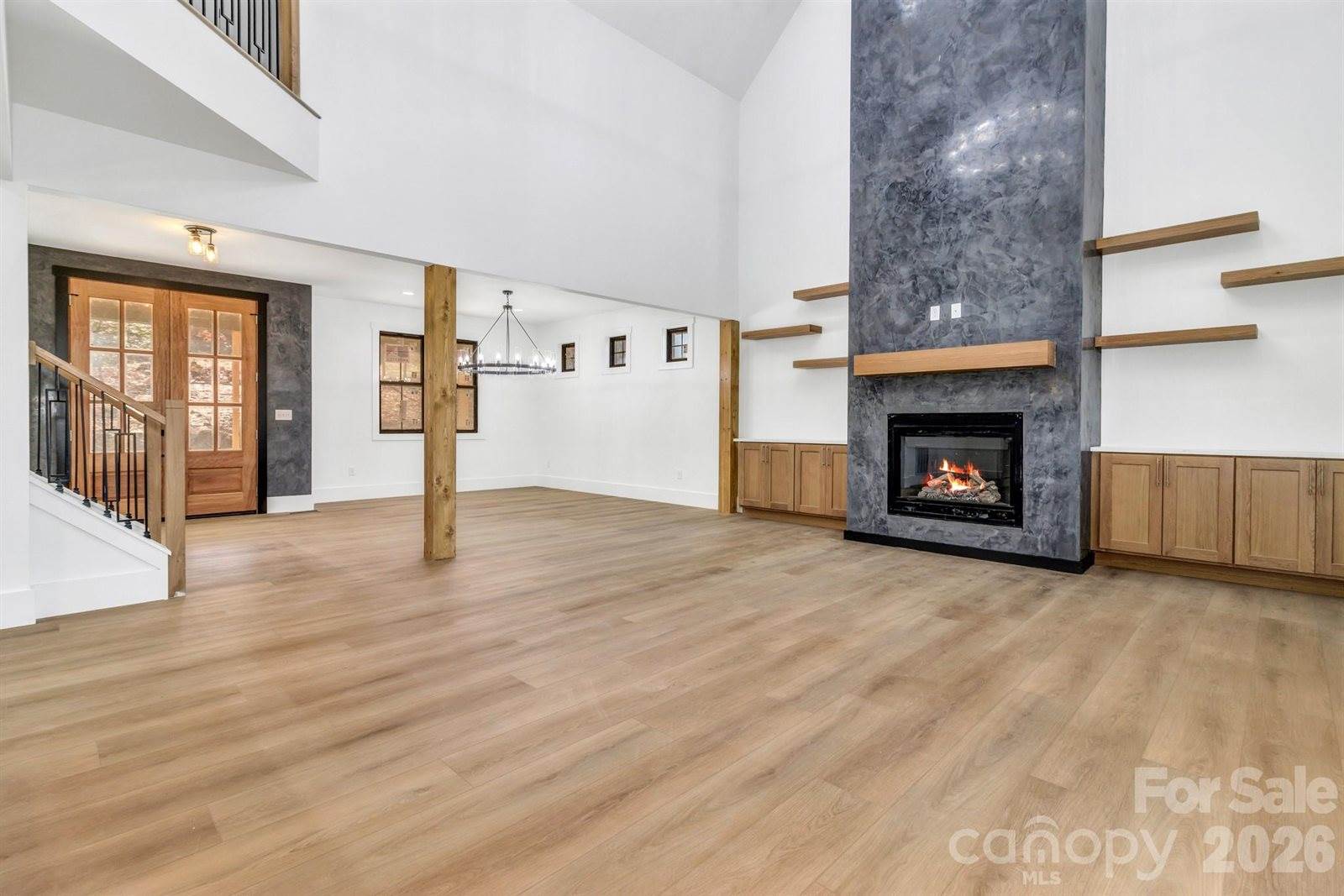 81 Goldenwood Lane, Mills River, NC 28759