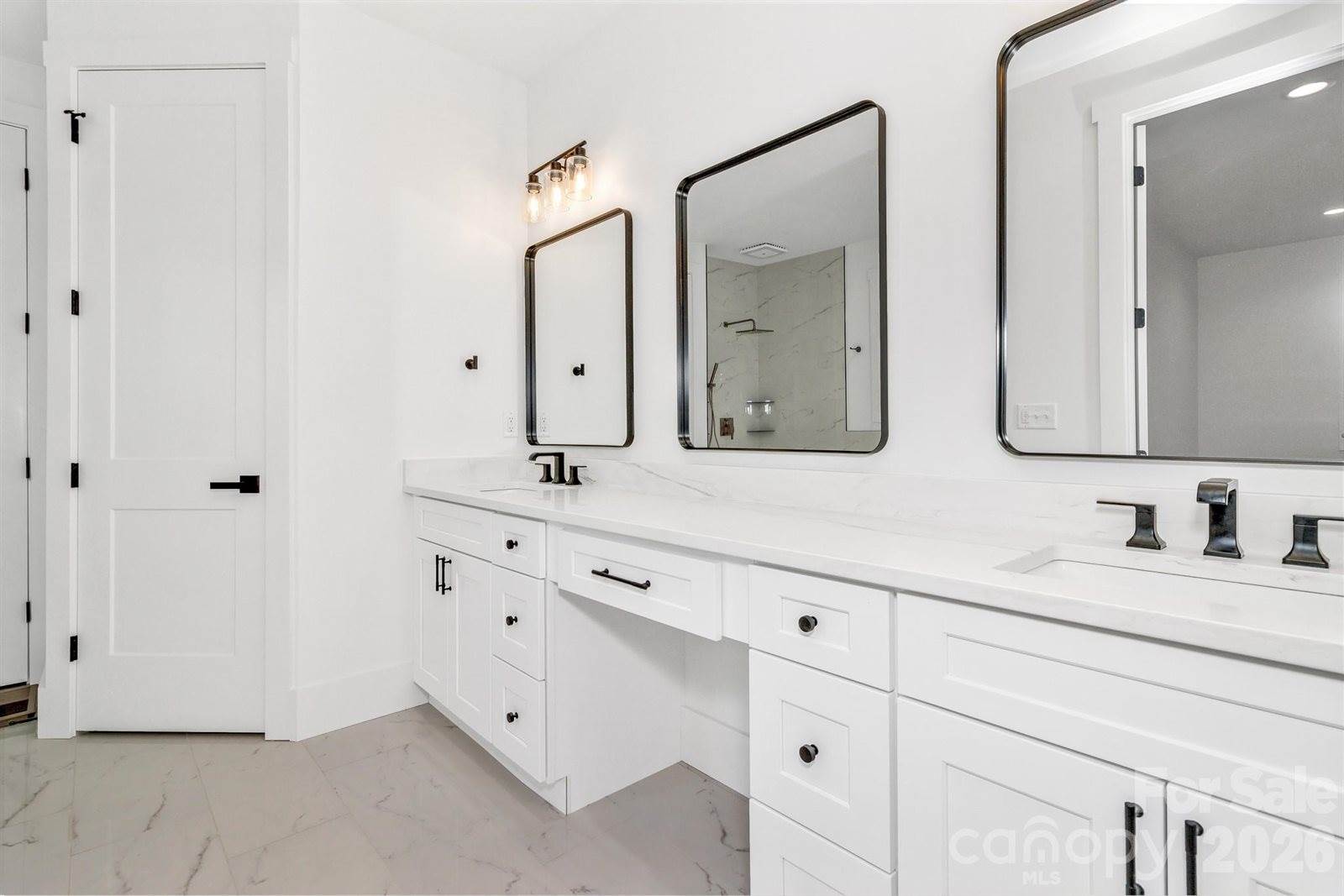 81 Goldenwood Lane, Mills River, NC 28759