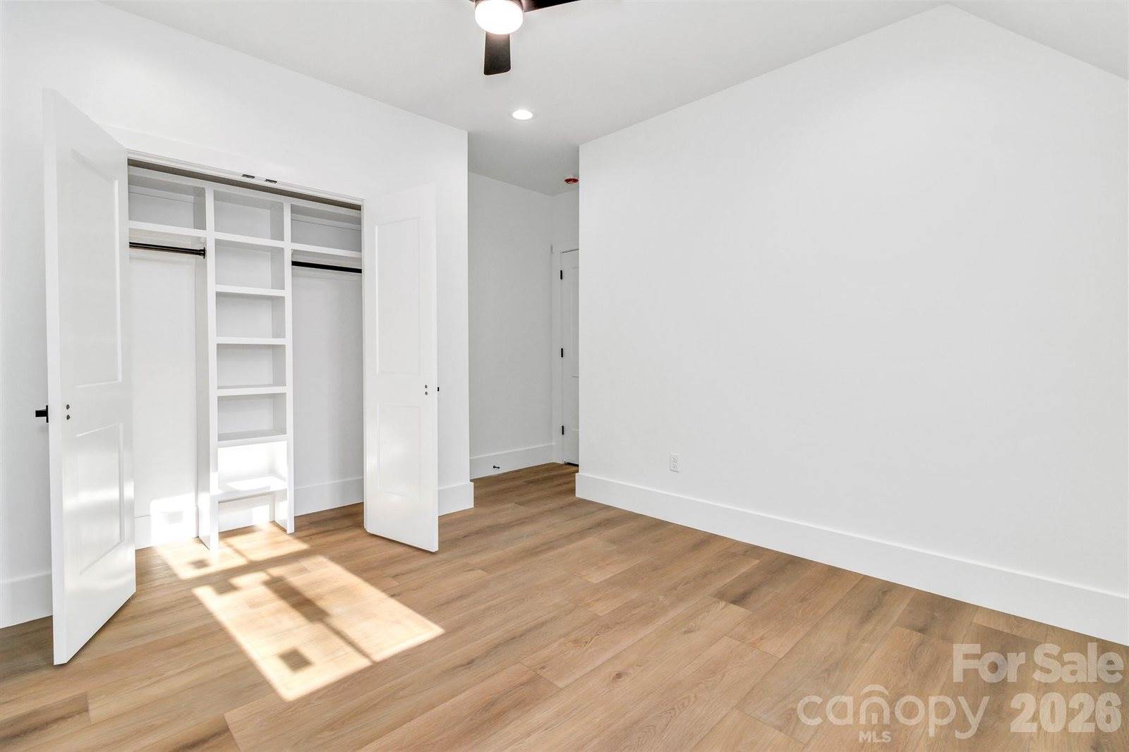 81 Goldenwood Lane, Mills River, NC 28759