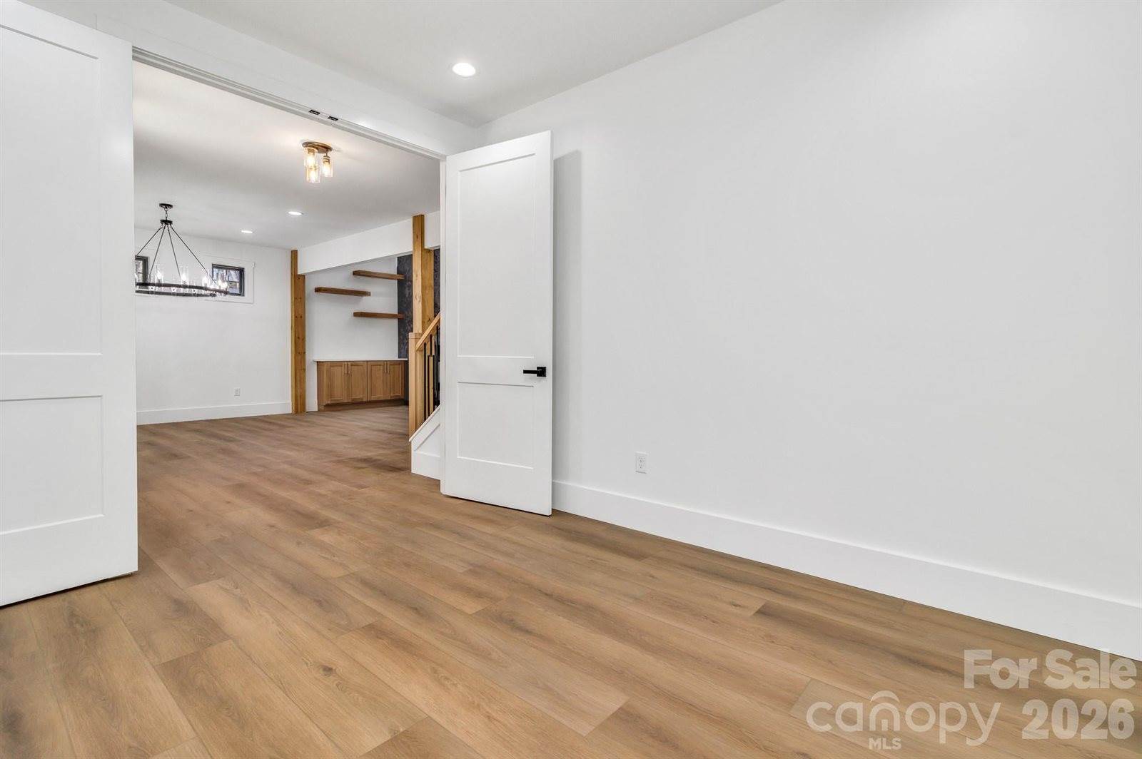 81 Goldenwood Lane, Mills River, NC 28759