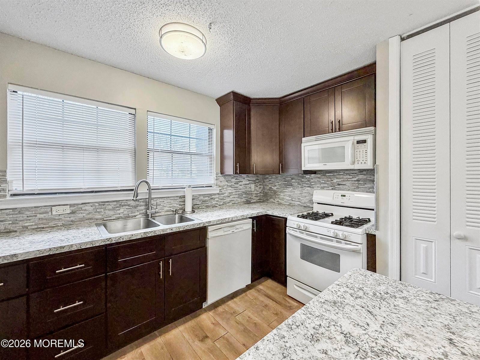 205 Bluebell Drive, Jackson, NJ 08527