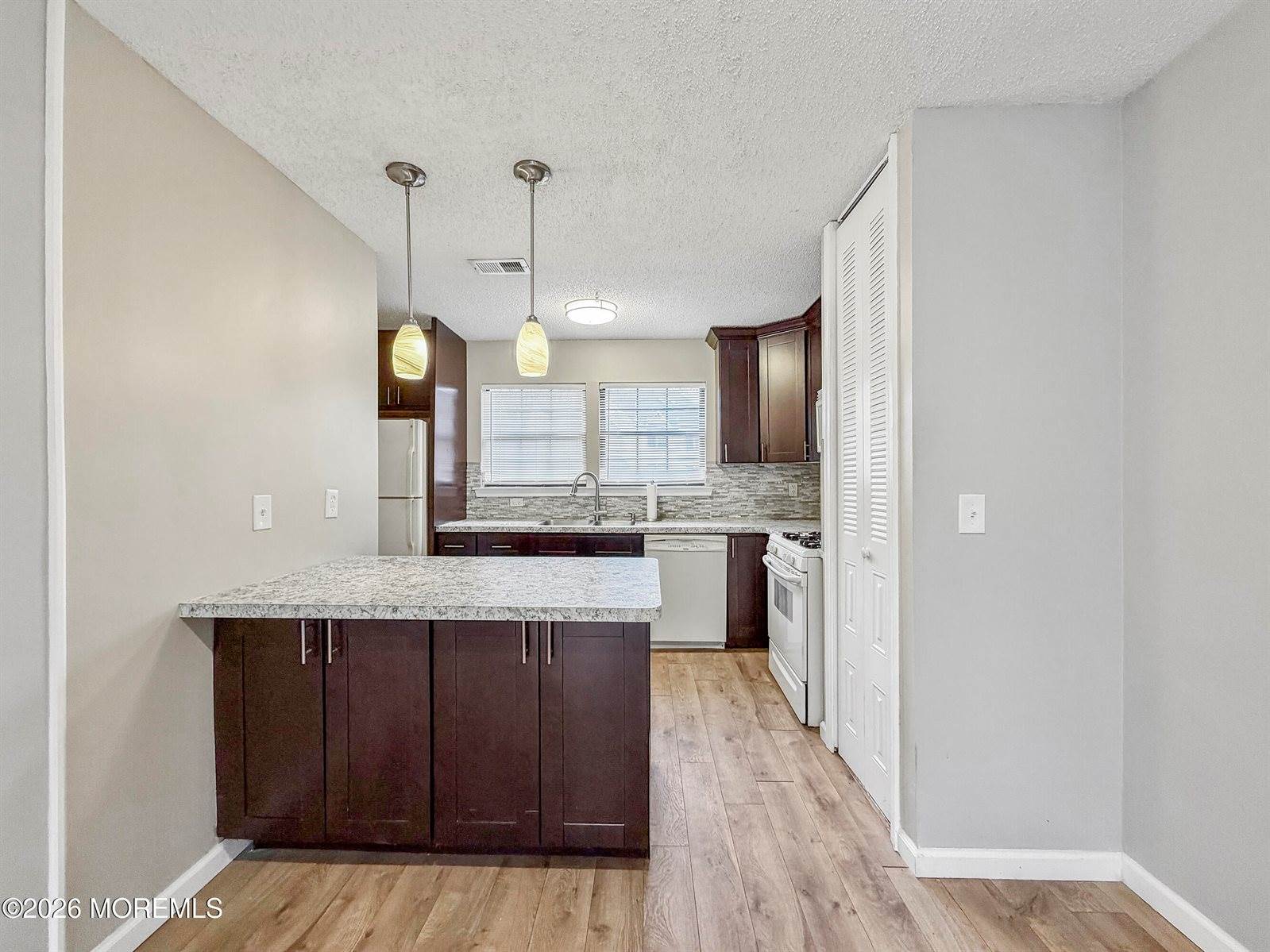 205 Bluebell Drive, Jackson, NJ 08527