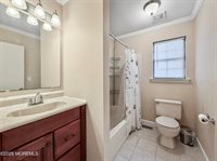 205 Bluebell Drive, Jackson, NJ 08527