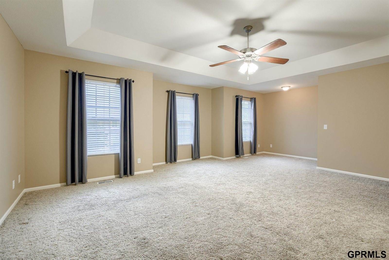 7943 North 152nd Avenue, Bennington, NE 68007