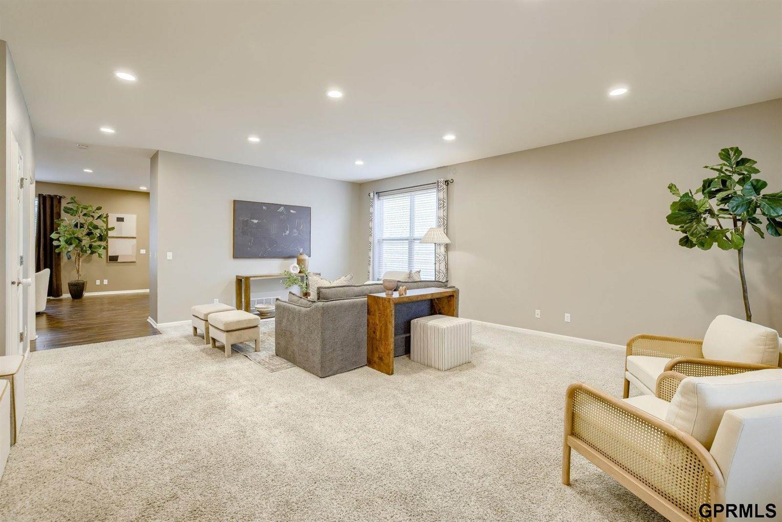 7943 North 152nd Avenue, Bennington, NE 68007