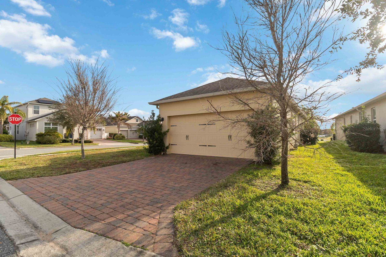 8216 Gray Kingbird Dr, Winter Garden, FL 34787