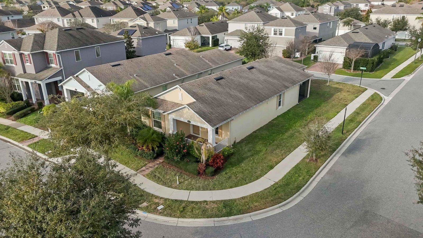 8216 Gray Kingbird Dr, Winter Garden, FL 34787