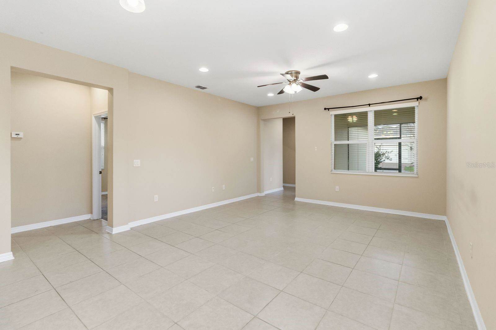 8216 Gray Kingbird Dr, Winter Garden, FL 34787