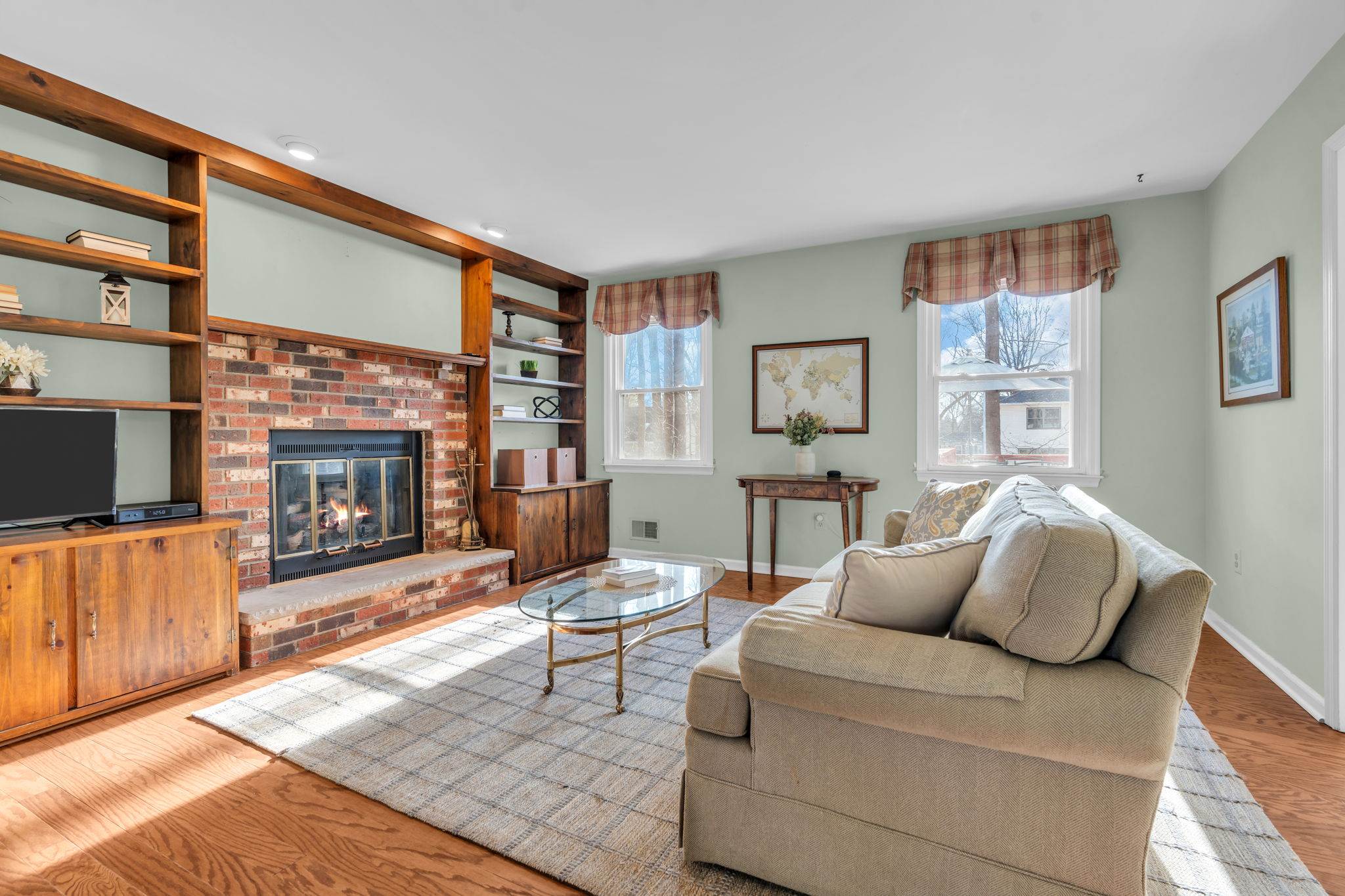 85 Radcliffe Drive, Lincroft, NJ 07738