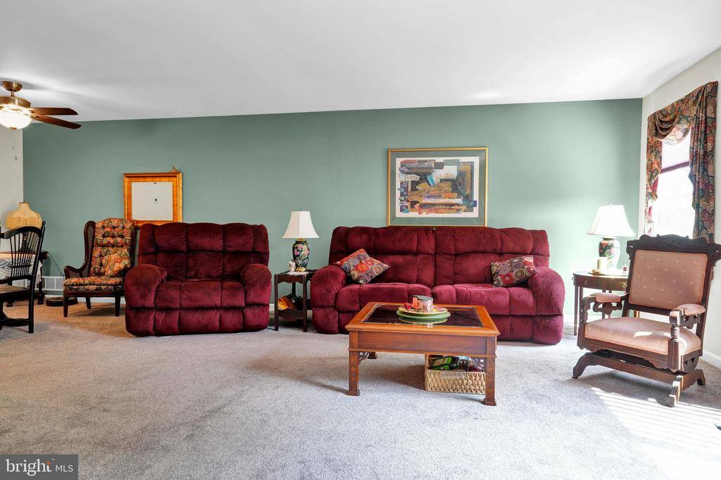 202 Thia Court, Coatesville, PA 19320