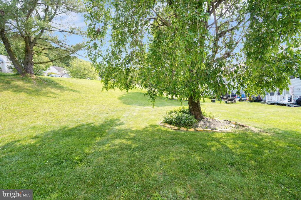 202 Thia Court, Coatesville, PA 19320