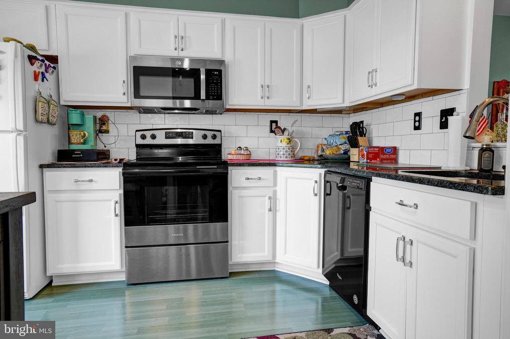 202 Thia Court, Coatesville, PA 19320