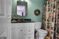 202 Thia Court, Coatesville, PA 19320