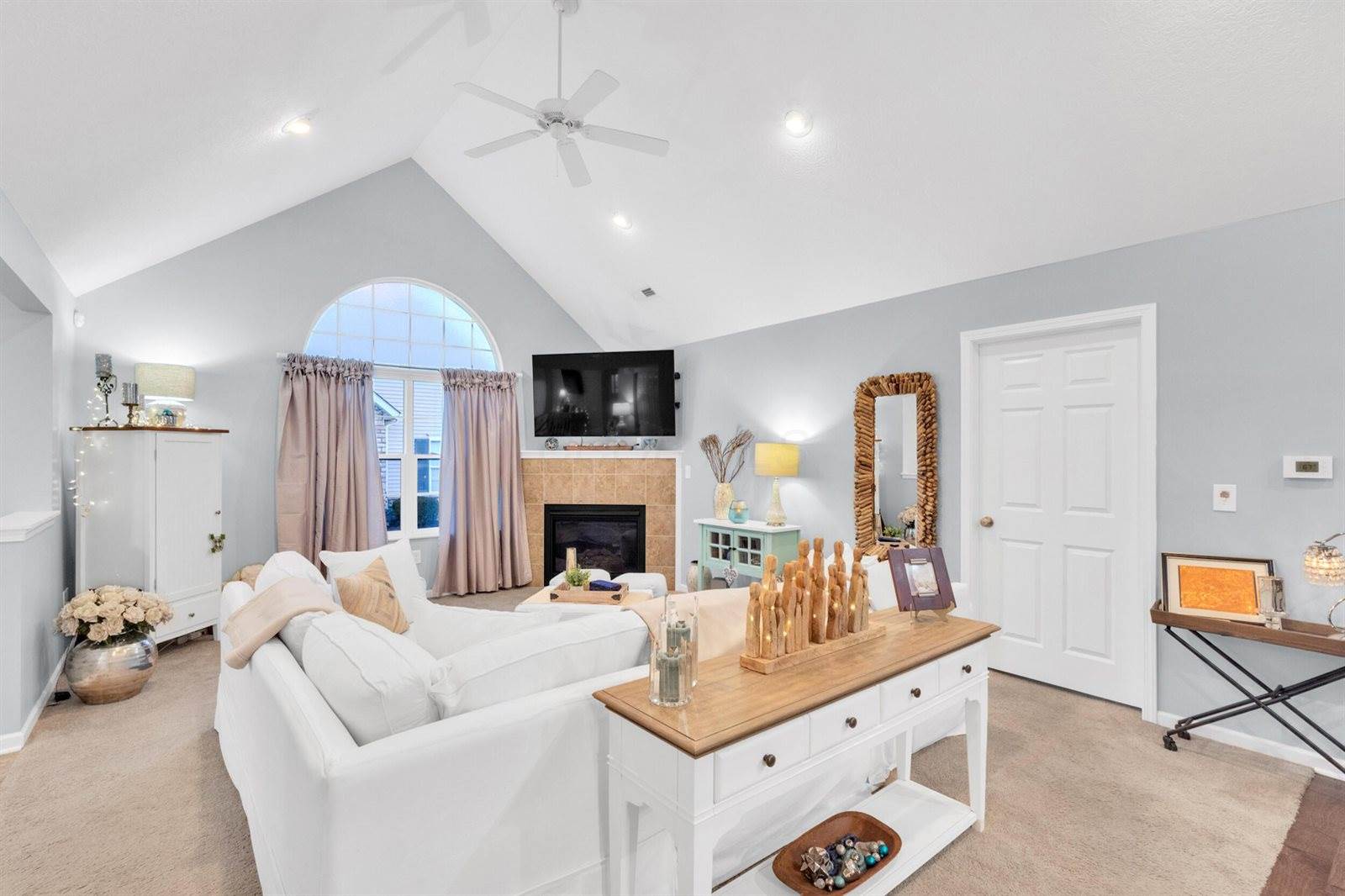 4812 Ashleigh Drive, Dublin, OH 43016