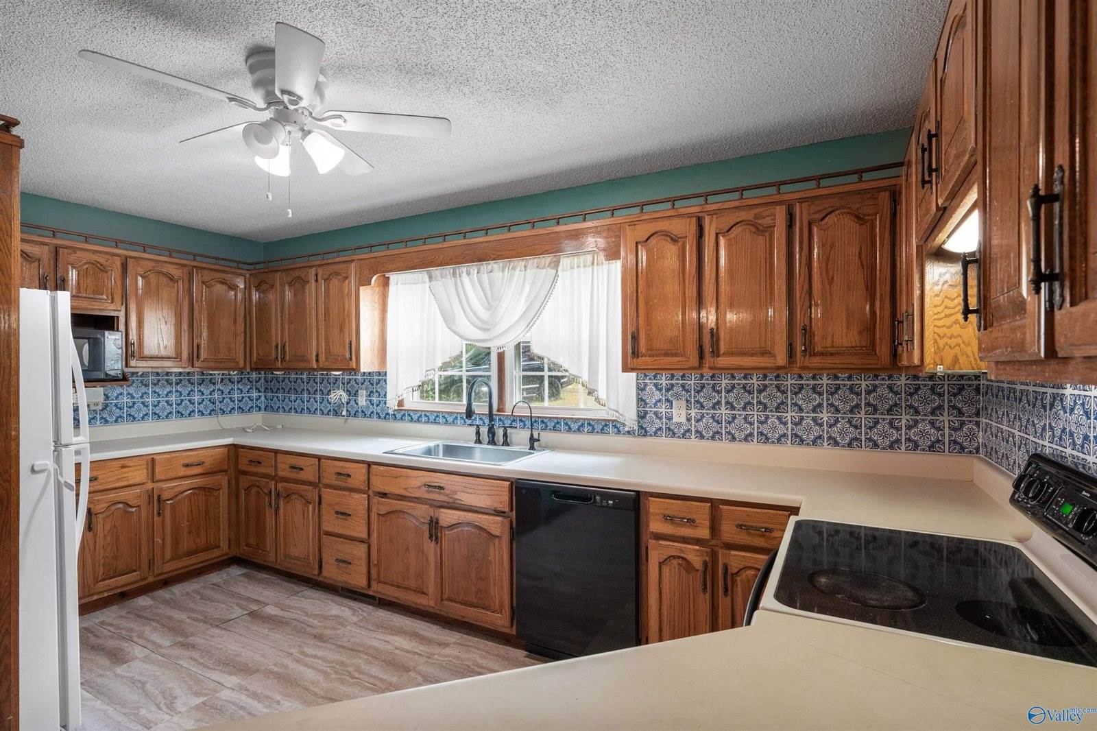 227 Kay Road, Laceys Spring, AL 35754