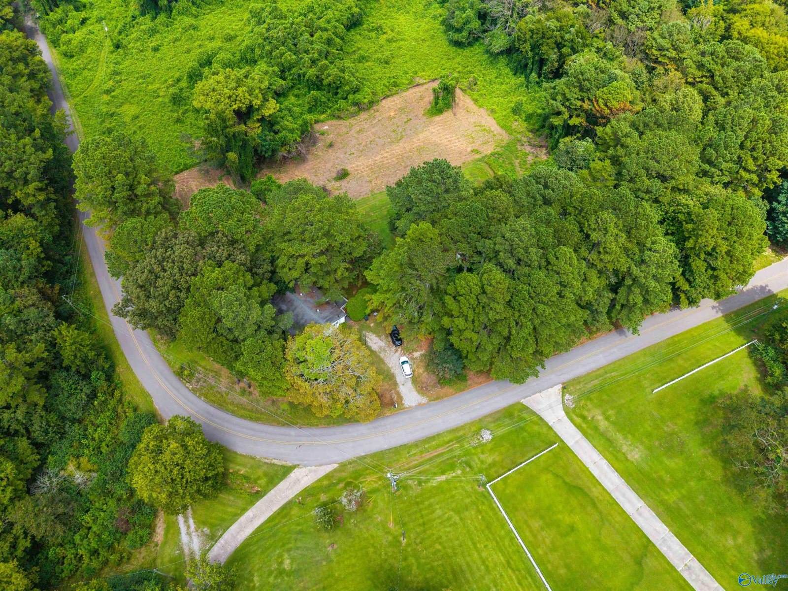 227 Kay Road, Laceys Spring, AL 35754